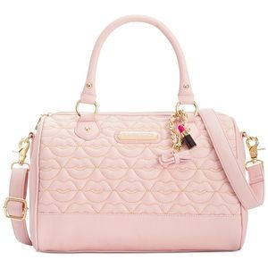 Betsey Johnson blush quilted lips purse